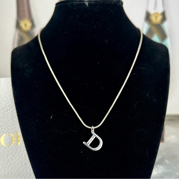 Christian Dior Silver Necklace with pendant. Vintage preowned. GREAT GIFT! - Picture 2 of 6